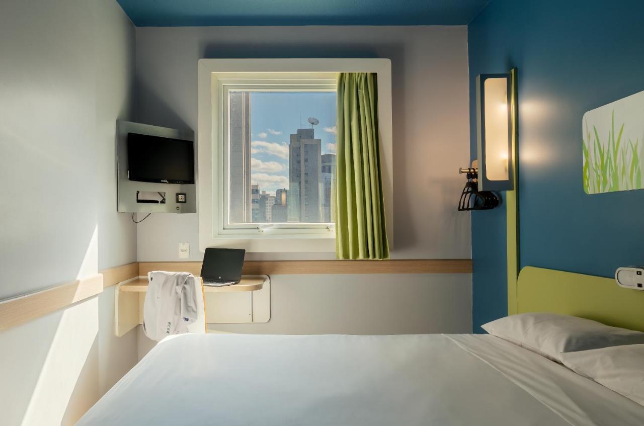 Ibis Budget Bh Afonso Pena Savassi ベロ・オリゾンテ エクステリア 写真