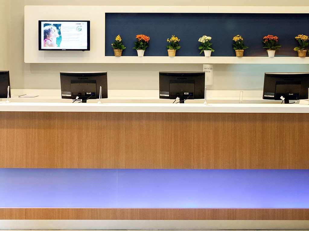 Ibis Budget Bh Afonso Pena Savassi ベロ・オリゾンテ エクステリア 写真